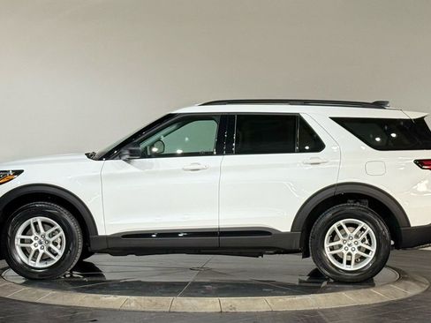 New 2026 Ford Explorer Active AWD/4WD image 6