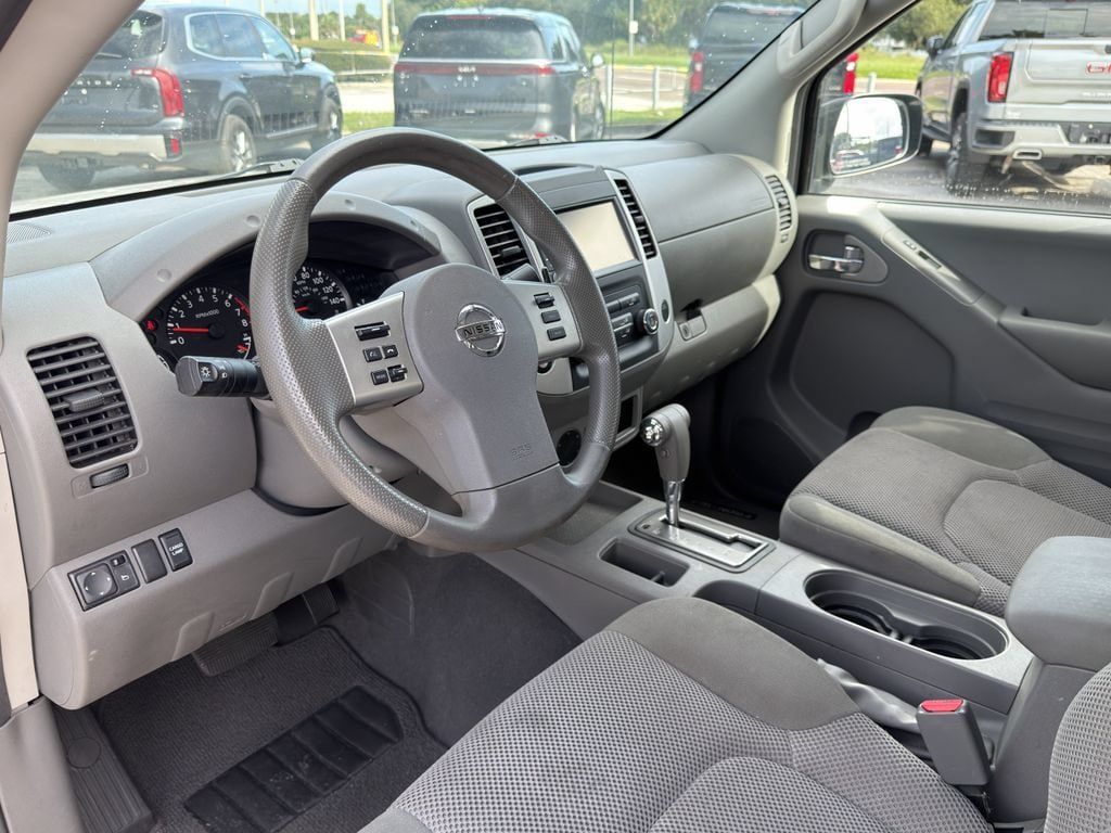 Used 2019 Nissan Frontier SV RWD image 16
