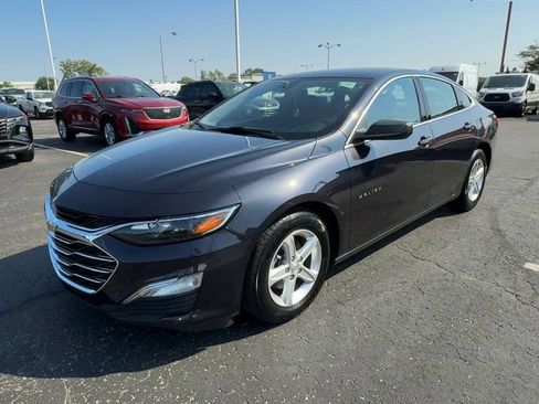 Used 2023 Chevrolet Malibu LS w/ LPO, Floor Liner Package FWD image 4