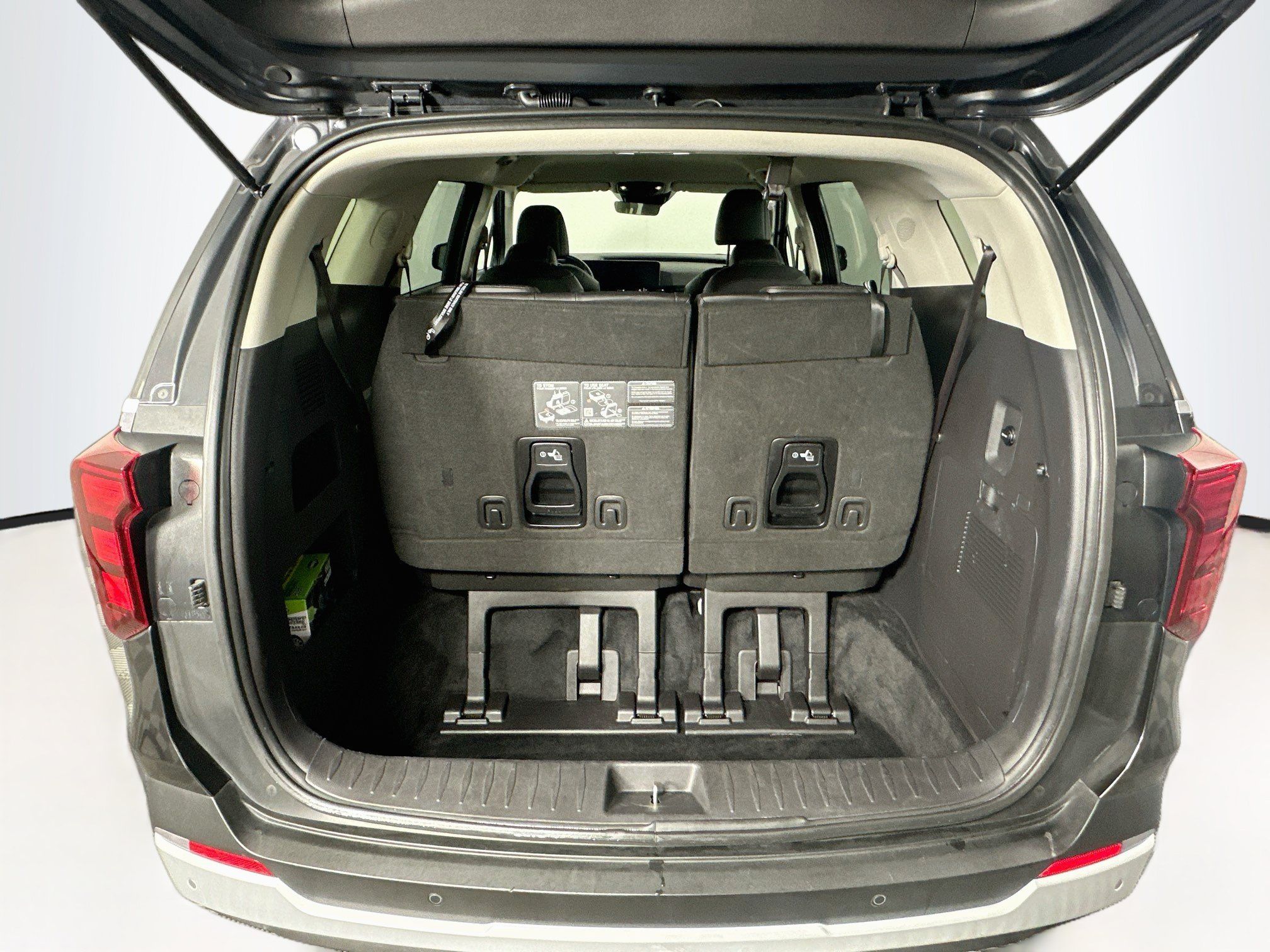 Used 2026 Kia Carnival LXS FWD image 31