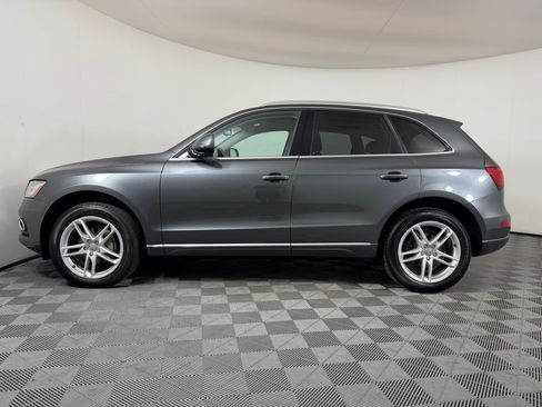 Used 2017 Audi Q5 2.0T Premium Plus w/ Technology Package AWD/4WD image 2