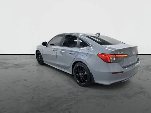 Used 2024 Honda Civic Sport image 9