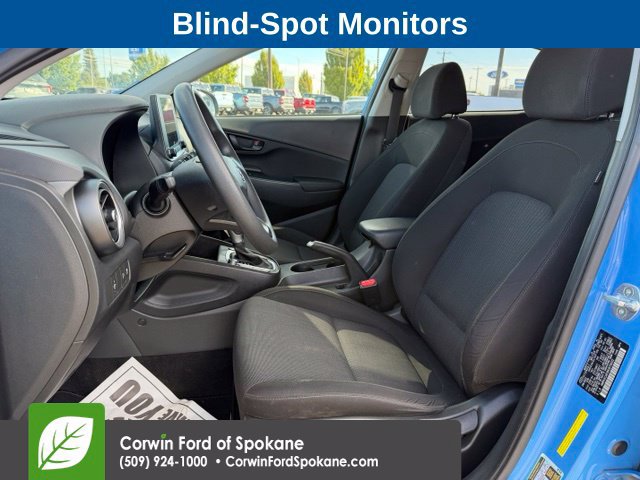 Used 2022 Hyundai Kona SEL w/ Cargo Package AWD/4WD image 2