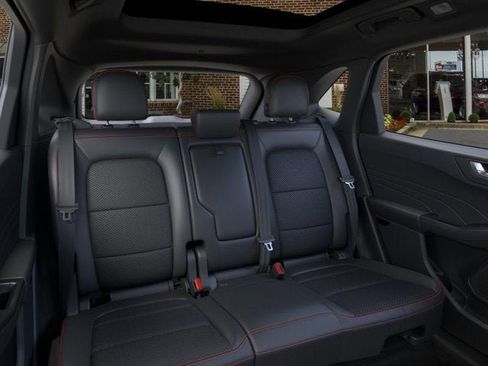 Used 2025 Ford Escape ST-Line w/ Cold Weather Package AWD/4WD image 34