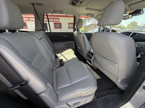 Used 2016 Honda Pilot Touring image 20
