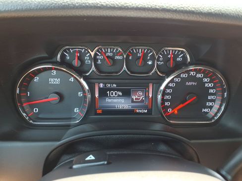 Used 2015 GMC Yukon SLT w/ HD Trailering Package AWD/4WD image 15