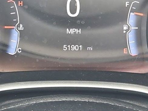 Used 2018 Jeep Compass Latitude w/ Popular Equipment Group FWD image 18