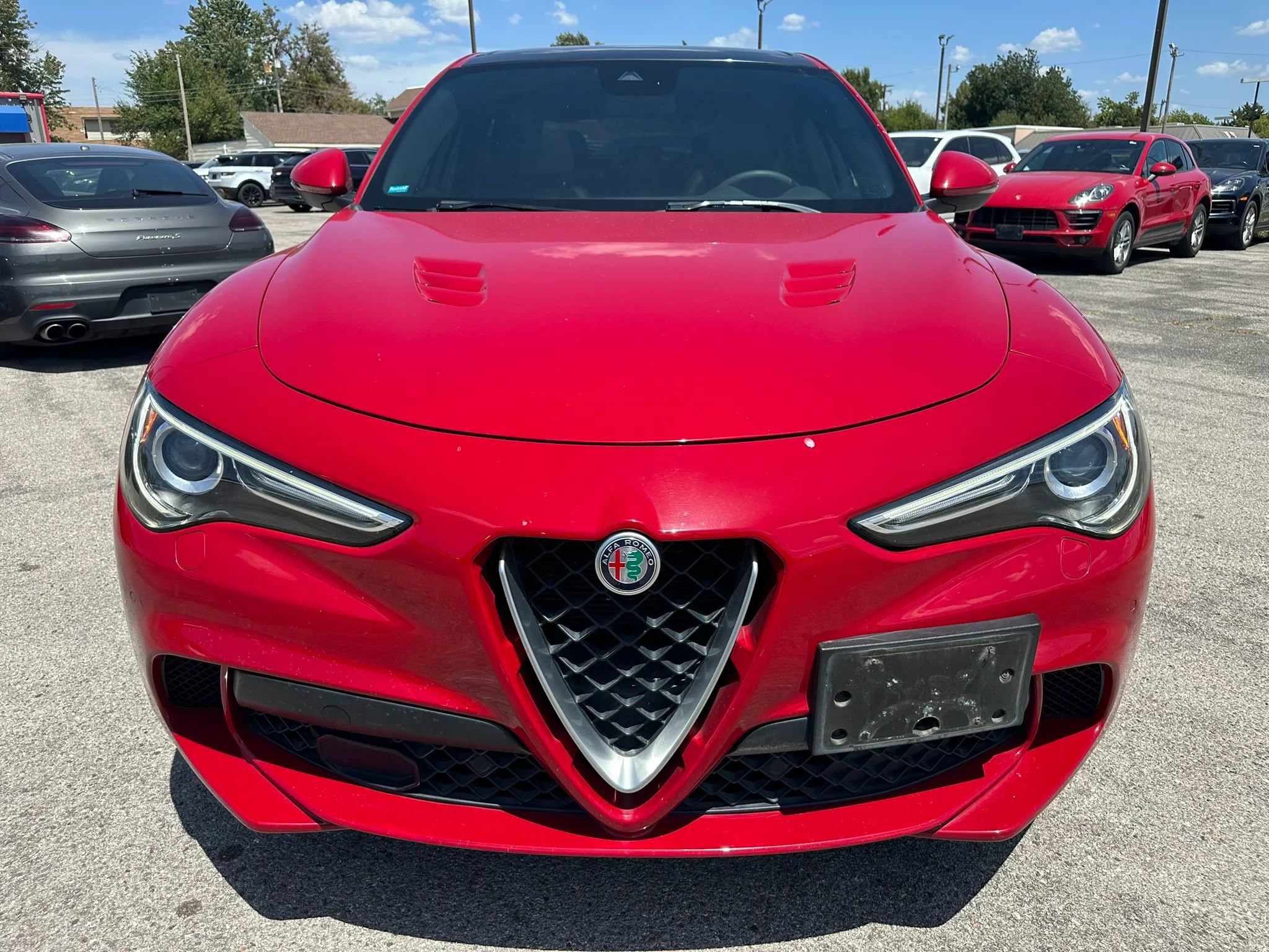 Used 2018 Alfa Romeo Stelvio Quadrifoglio w/ Convenience Package AWD/4WD image 30