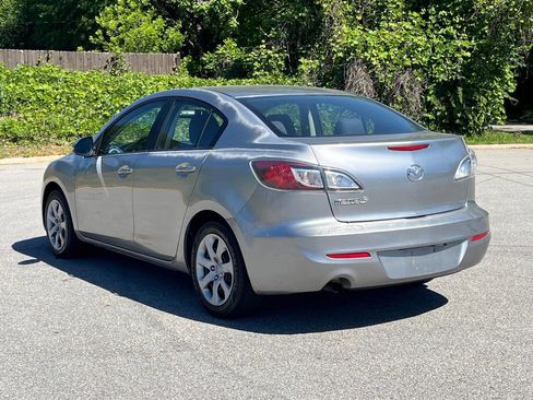 Used 2012 MAZDA MAZDA3 i Sport FWD image 2