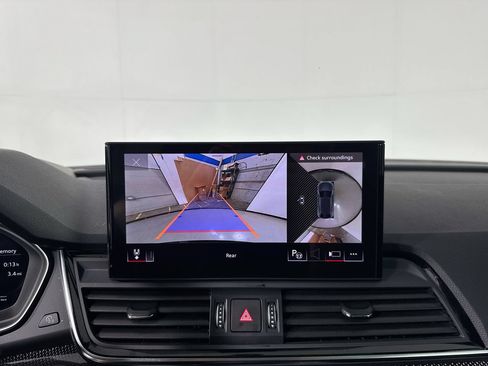 Used 2023 Audi SQ5 Prestige AWD/4WD image 13