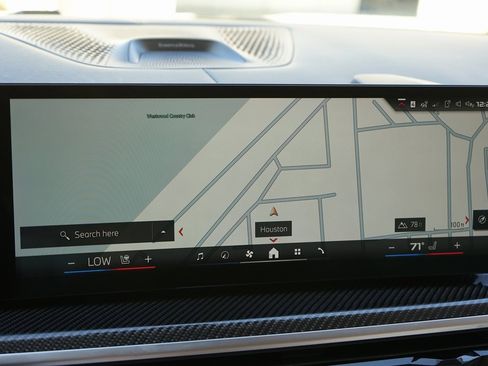 Used 2024 BMW X7 M60i w/ Executive Package image 16