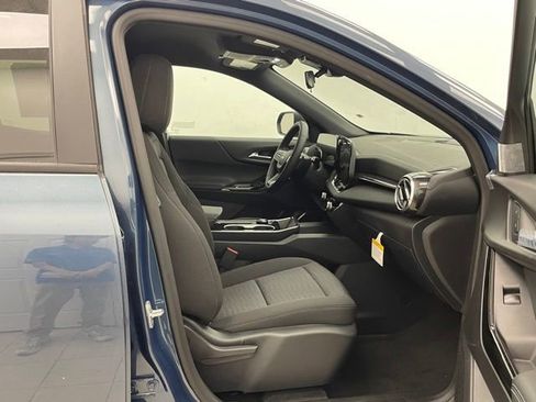 New 2026 Chevrolet Equinox LT AWD/4WD image 9