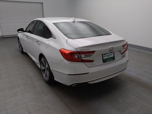Used 2018 Honda Accord Touring image 5