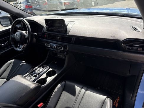 Used 2024 Honda Pilot TrailSport image 19