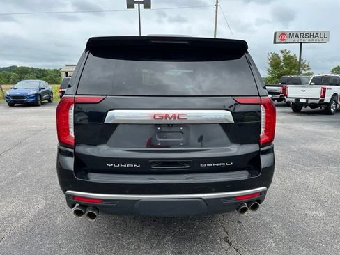 Used 2024 GMC Yukon Denali AWD/4WD image 6