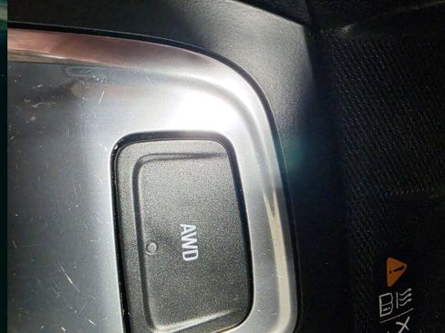 Used 2021 Chevrolet Equinox Premier w/ LPO, Floor Liner Package AWD/4WD image 43