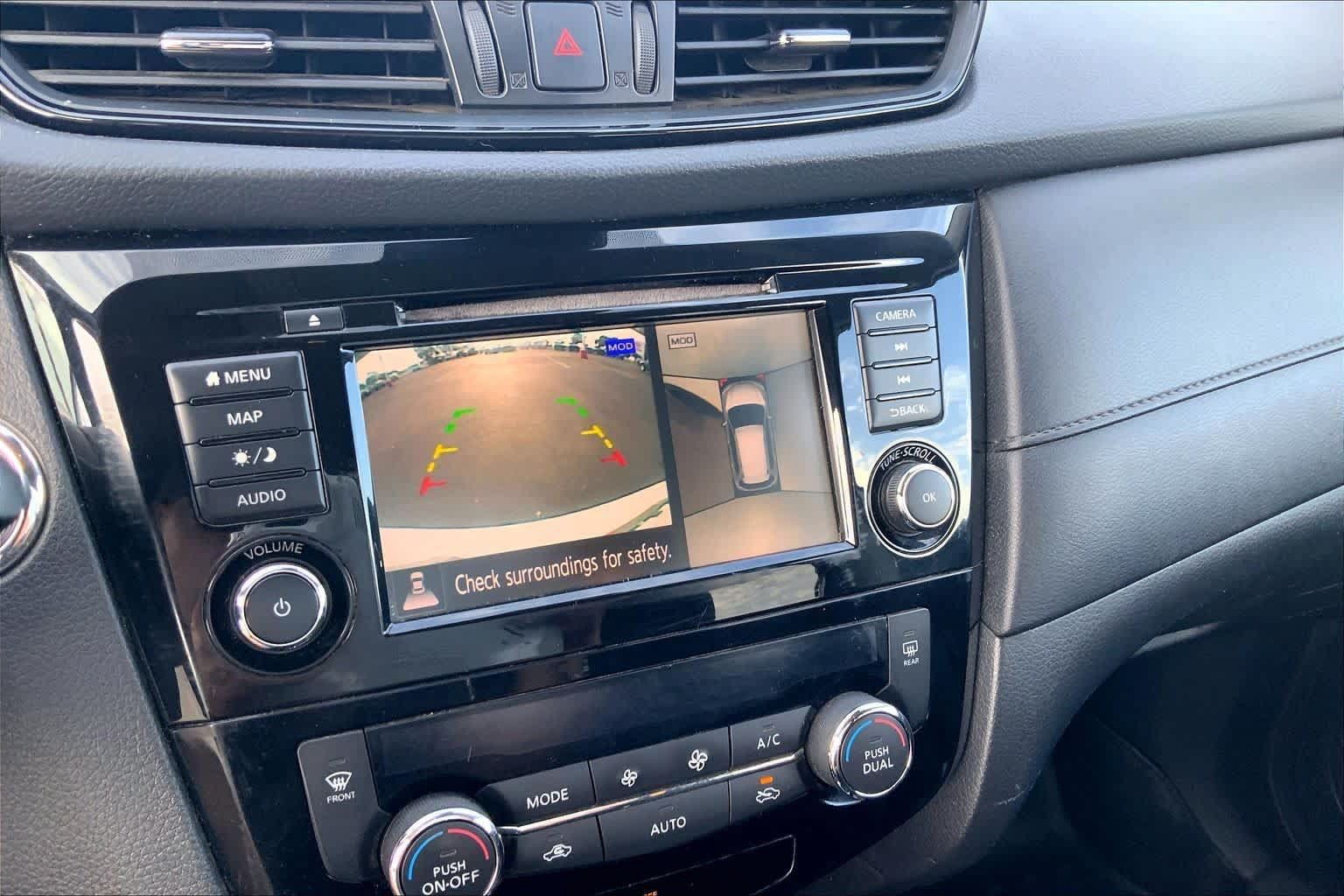 Used 2020 Nissan Rogue SV w/ Sun & Sound Touring Package AWD/4WD image 27