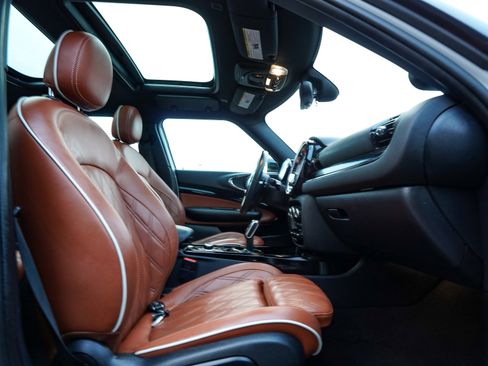 Used 2024 MINI Cooper Clubman S image 42