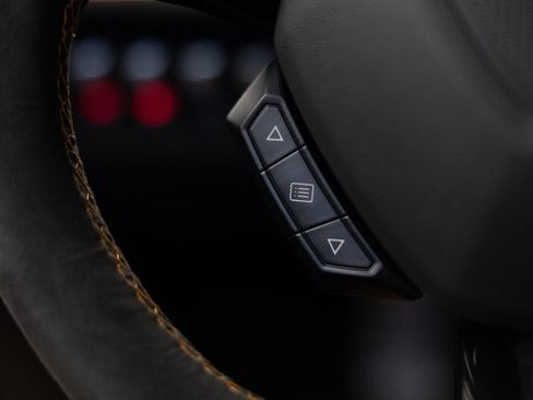 Used 2022 Lamborghini Huracan STO RWD image 26
