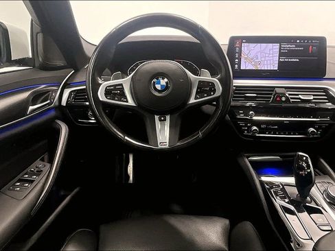 Used 2023 BMW 530i RWD image 5