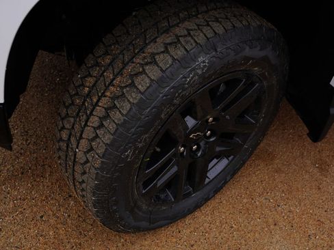 New 2026 Chevrolet Silverado 1500 LT Trail Boss w/ Safety Package AWD/4WD image 9
