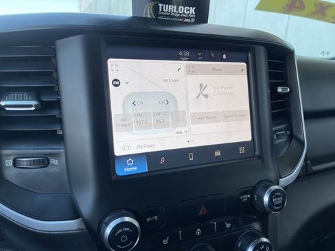 Used 2023 RAM 1500 Big Horn image 32