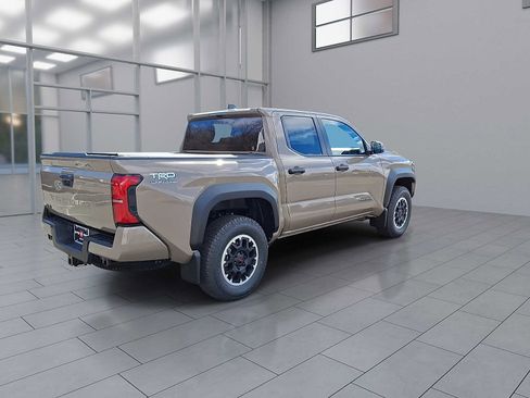 New 2026 Toyota Tacoma TRD Off-Road image 7
