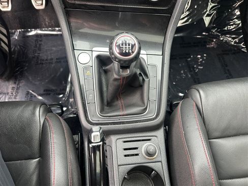 Used 2016 Volkswagen GTI SE w/ Lighting Package (SEL) image 16