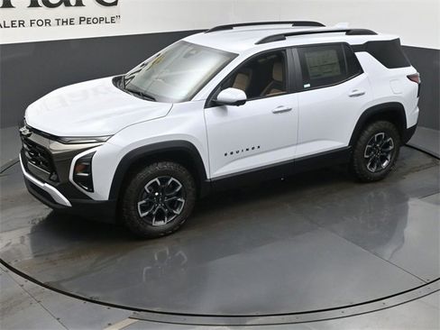 New 2026 Chevrolet Equinox ACTIV w/ Safety and Technology Package image 22