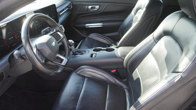 Used 2024 Ford Mustang Premium RWD image 5