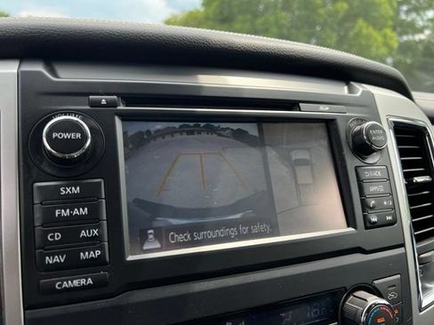 Used 2018 Nissan Titan PRO-4X AWD/4WD image 37
