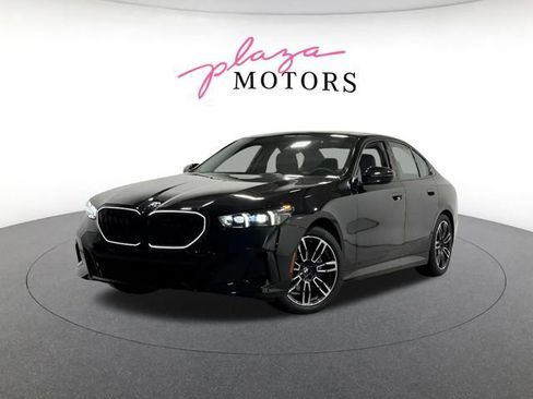 New 2026 BMW 530i xDrive w/ M Sport Package AWD/4WD image 2