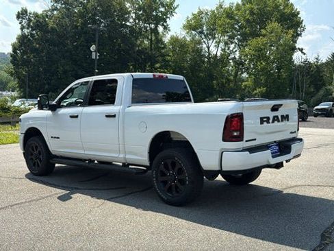Used 2025 RAM 2500 Big Horn AWD/4WD image 8