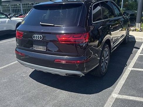 Used 2019 Audi Q7 3.0T Premium Plus w/ Premium Plus Package AWD/4WD image 4