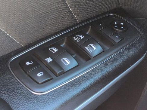 Used 2019 Dodge Charger Scat Pack w/ Navigation & Travel Group image 25