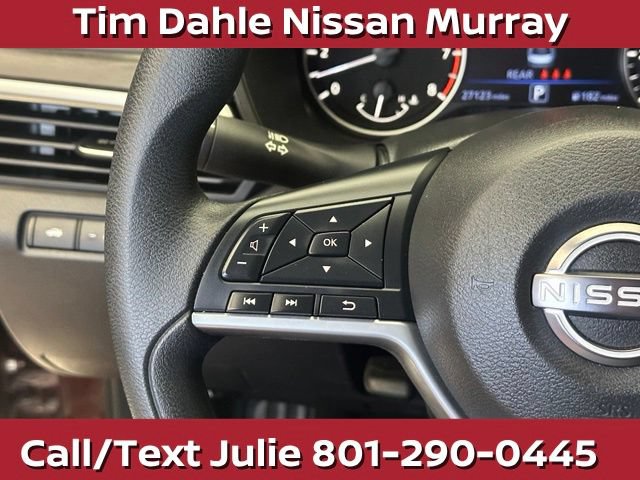 Used 2025 Nissan Altima 2.5 SV AWD/4WD image 23