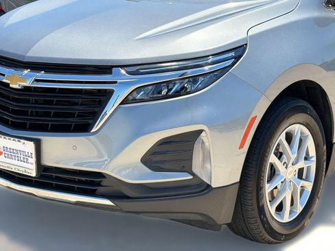 Used 2024 Chevrolet Equinox LT FWD image 11
