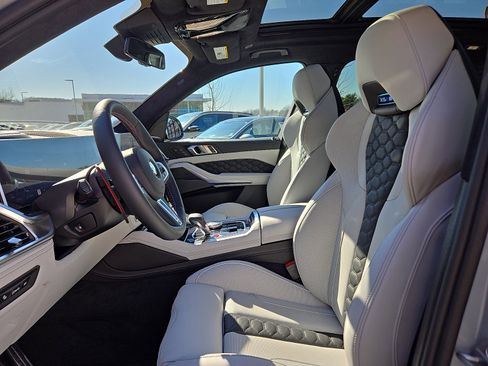 Used 2026 BMW X5 M Competition w/ Executive Package image 14