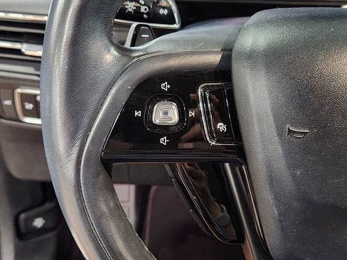 Used 2023 Lincoln Corsair Reserve image 45