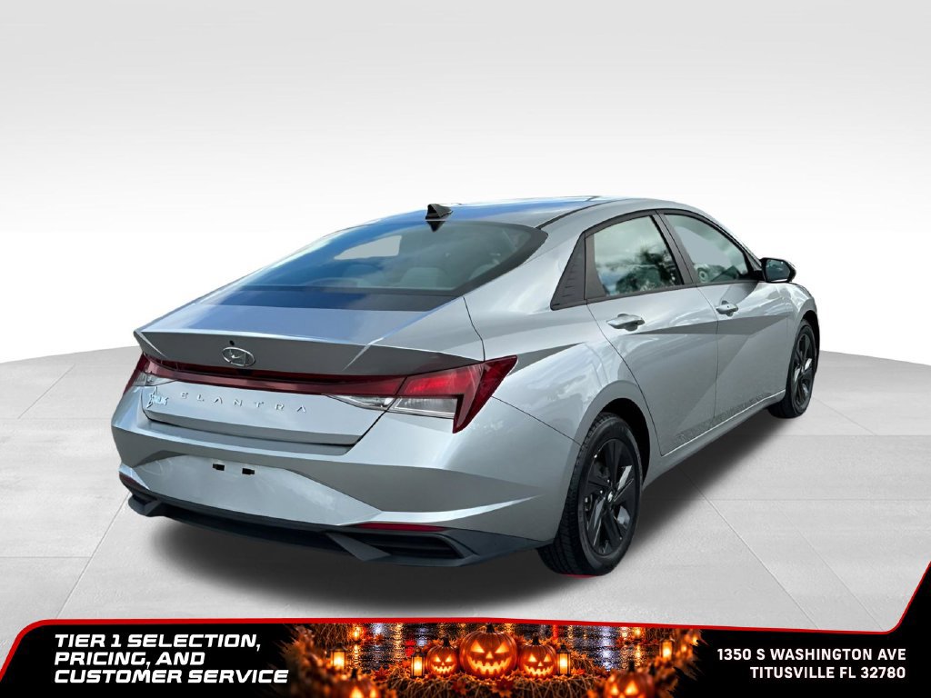 Used 2021 Hyundai Elantra SEL w/ Convenience Package FWD image 6
