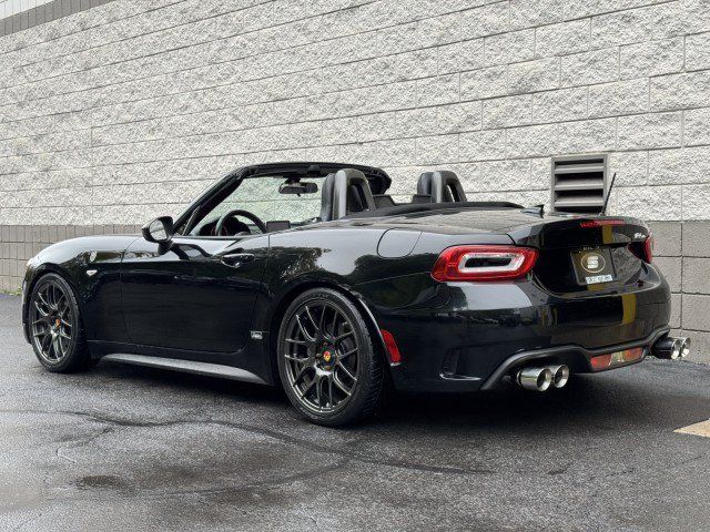 Used 2019 FIAT 124 Spider Abarth w/ Visibility Group RWD image 13