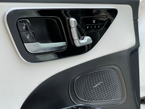 Certified 2023 Mercedes-Benz C 300 4MATIC Sedan image 33