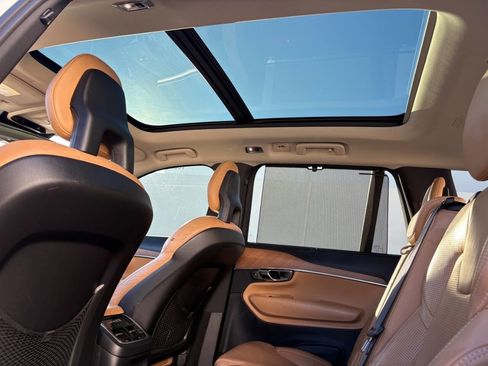 Used 2016 Volvo XC90 T8 Inscription image 18