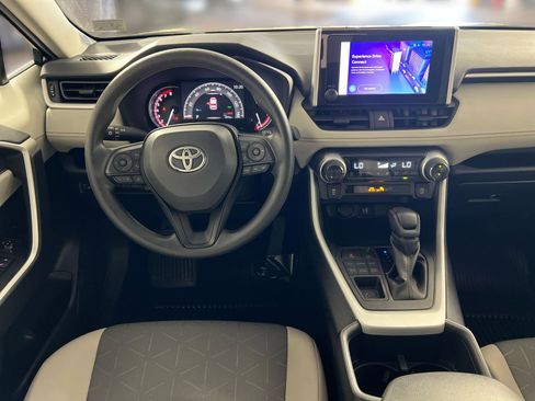 Used 2025 Toyota RAV4 XLE w/ Convenience Package image 23