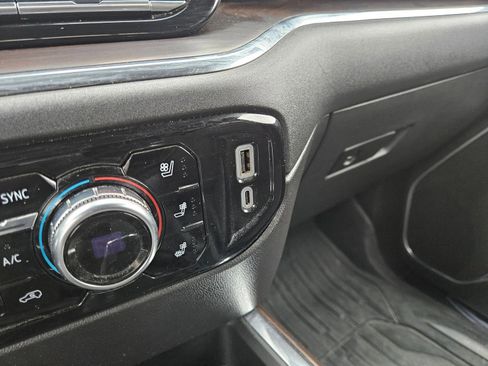 Used 2023 GMC Sierra 1500 SLT w/ SLT Premium Plus Package image 50