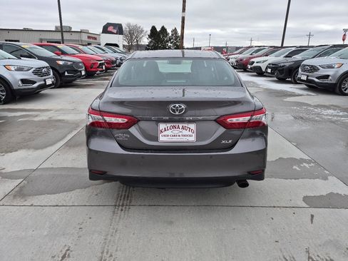 Used 2018 Toyota Camry XLE w/ Protection Package (Q2) image 7