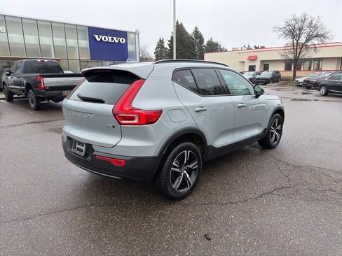 Used 2026 Volvo XC40 B5 Core w/ Climate Package image 4