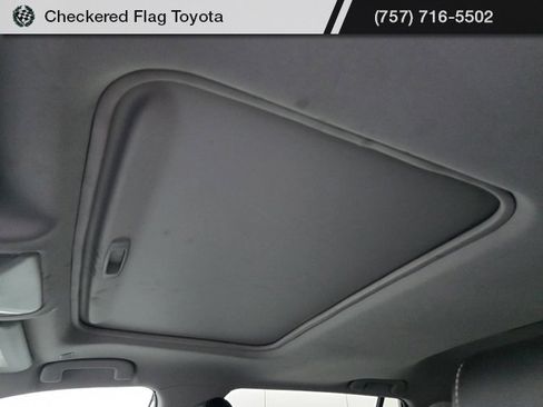 Used 2024 Toyota RAV4 XLE Premium image 23