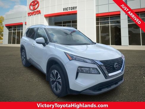 Used 2023 Nissan Rogue SV w/ SV Premium B Package image 1