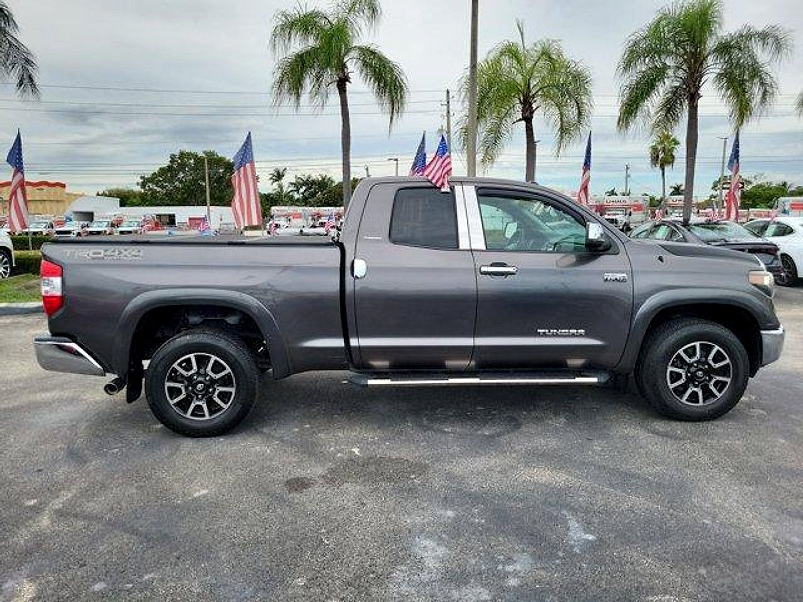 Used 2014 Toyota Tundra Limited w/ TRD Off Road Package AWD/4WD image 8